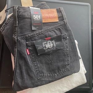 Levis 501 High rise!
